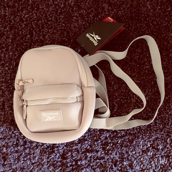 Small Padded Reebok Backpack Dusty Pink - Picture 2 of 7